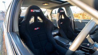 Nissan Skyline kuipstoel kuipstoelen Autovisie Garage