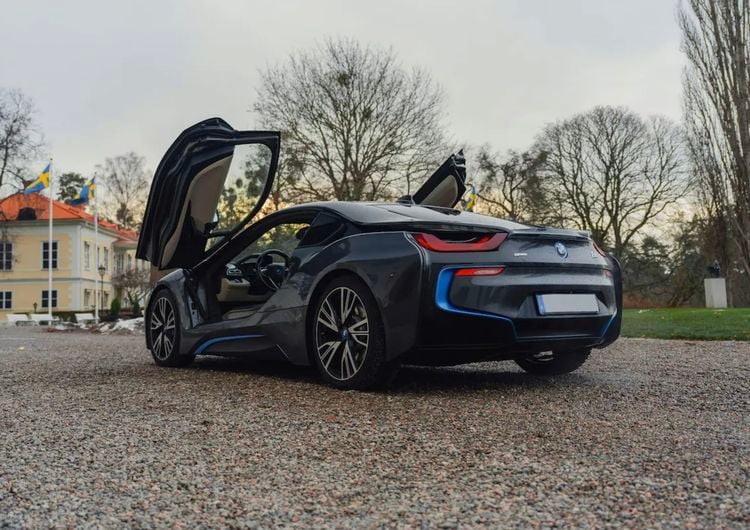 BMW i8 occasion supercar sportwagen sportauto tweedehands auto hybride
