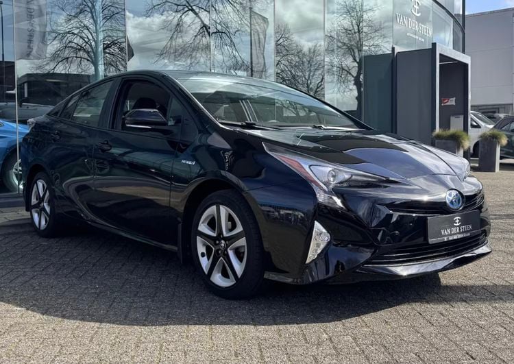 Toyota Prius plug-in hybride occasion tweedehands auto veiligste auto 2016 zuinig