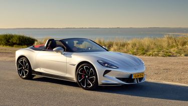 Duik in de Prijslijst MG Cyberster