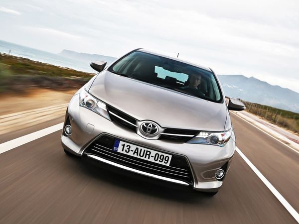 toyota auris occasion