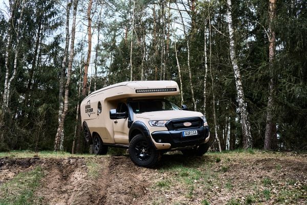 Duitse camper is een rijdende Transformer, maar niet wat het lijkt
