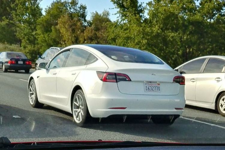 tesla3a01-e1493388685149