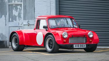Te koop: Mini met middenmotor-V8
