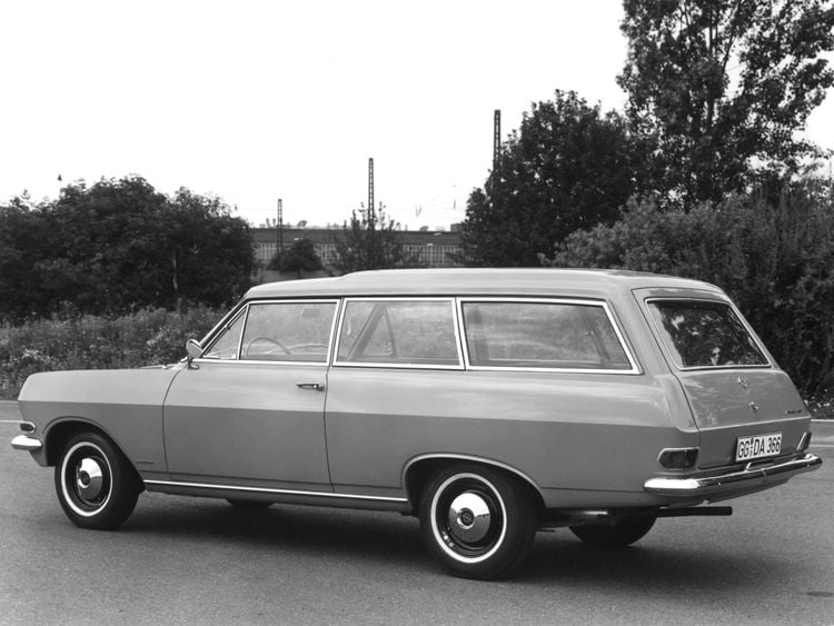 Covermodel Opel Rekord B: hij had één duidelijke missie