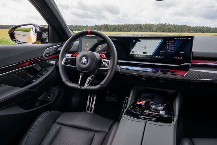 Absurd zware BMW M5 wordt toch een succes