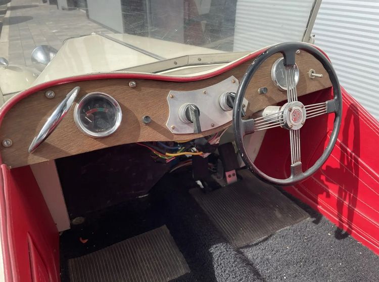 MG TC
