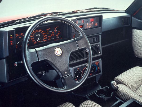Alfa Romeo 75 Koopwijzer
