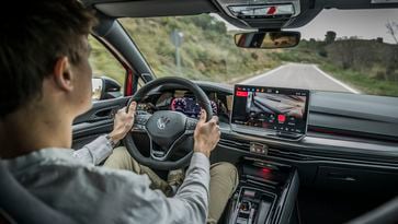 Euro NCAP crashtest auto auto's veiligheid ADAS rijassistentie rijhulp systemen ADDW Advanced Driver Distraction Warning