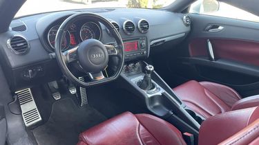 Deze mooie liefhebbersauto koop je voor nog geen 10.000 euro