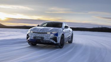 Alpine A390