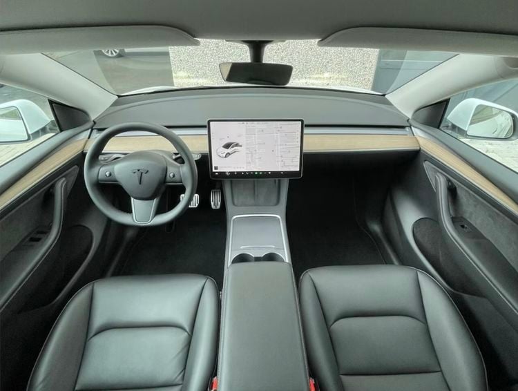Tesla Model Y occasion tweedehands auto EV elektrische auto