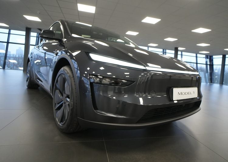 Tesla Model Y 2025 facelift