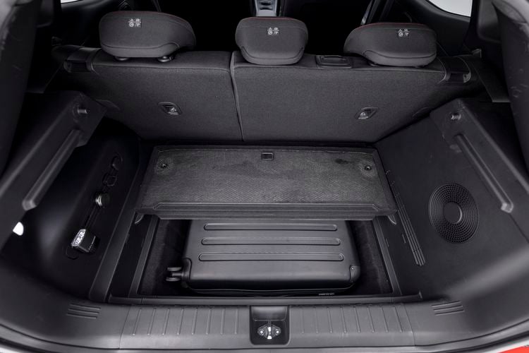 Bijna 500 km actieradius en een stuk stoerder: waarom de Hyundai Ioniq 3 beter kan zijn dan de Kia EV2