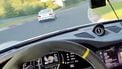 Oude BMW laat Porsche 911 GT3 RS achter zich op het circuit