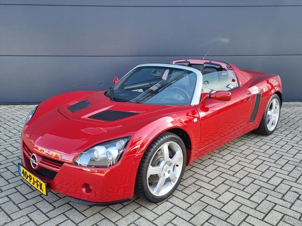 Deze exclusieve sportwagen is nu als occasion behoorlijk betaalbaar, Opel Speedster