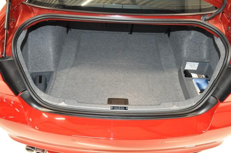 BMW 3-Serie 330i E90 occasion tweedehands auto fabrieksnieuw