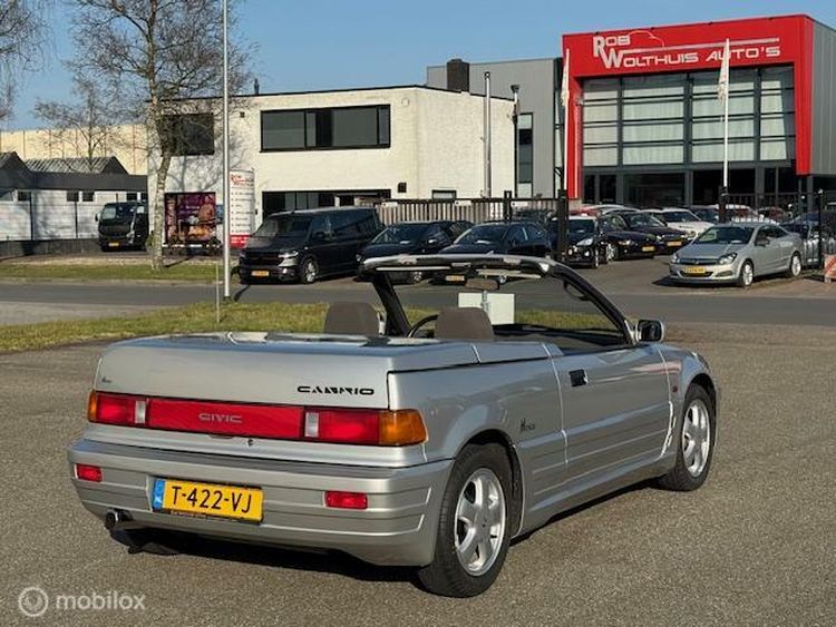 Deze Honda-cabrio ken je niet en staat nu te koop in Nederland