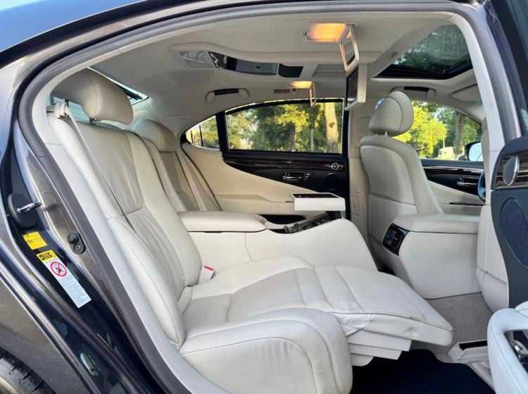 Lexus LS 600h L occasion luxe luxesedan tweedehands auto