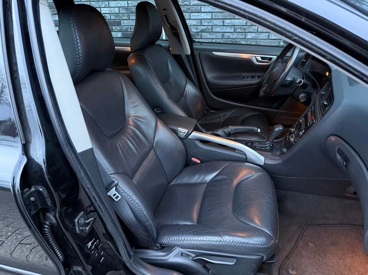 Volvo V70 Cross Country Volvo XC70 wintersport stationwagen occasion tweedehands auto