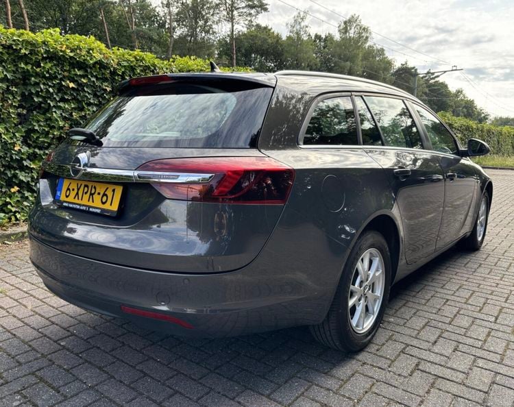 Opel Insignia Sports Tourer stationwagen occasion tweedehands auto