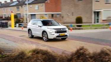 Mitsubishi Outlander PHEV