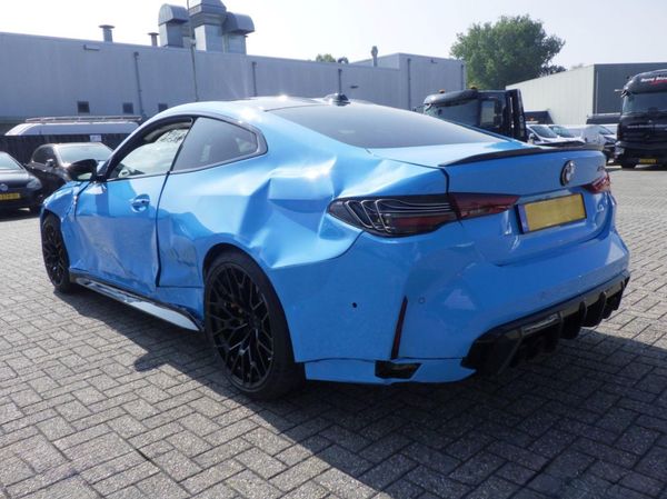 BMW M4 CS demo pers persauto schade crash te koop occasion