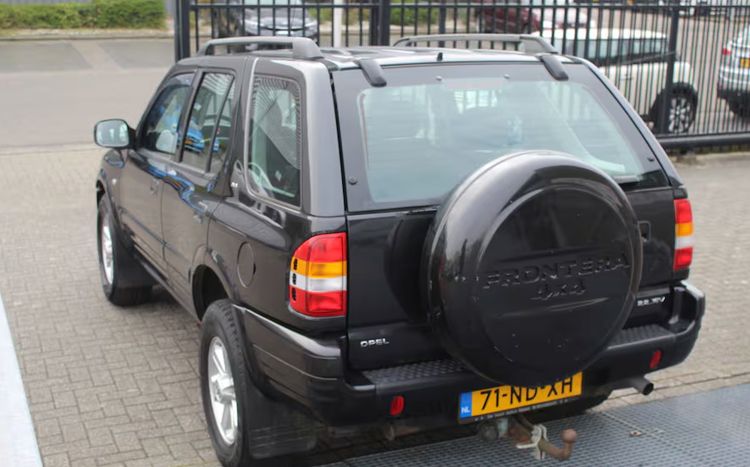 Opel Frontera 2003