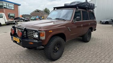 Toyota Land Cruiser FJ60 occasion tweedehands auto roadtrip overlanding vakantie wegenbelastingvrij wegenbelasting vrij lpg