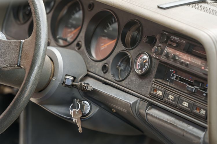 Ford Capri, ongeluk, stilstaan, uw garage