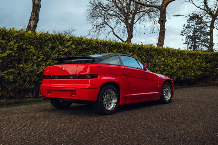 Alfa Romeo SZ
