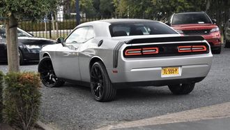 Amerikaanse auto dodge challenger occasion occasions