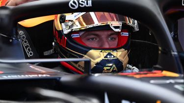 2023-10-20 19:24:55 Red Bull Racing's Dutch driver Max Verstappen prepares for the practice session for the 2023 United States Formula One Grand Prix at the Circuit of the Americas in Austin, Texas, on October 20, 2023.  
Chandan Khanna / AFP