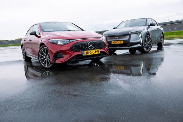 DS 8 vs Mercedes-Benz CLA: wat is de beste premium?