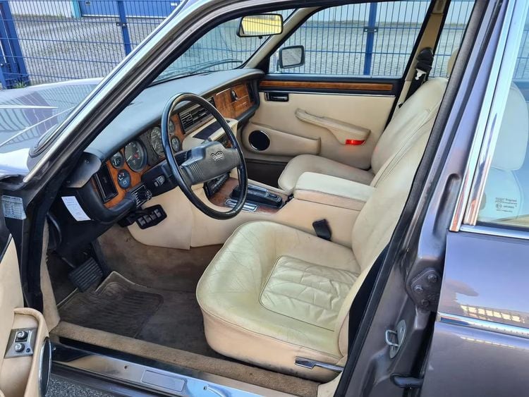 occasion met v12