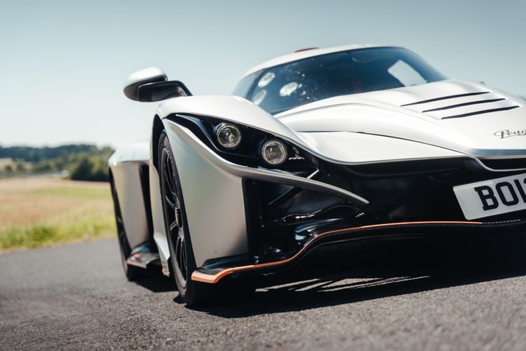 Praga Bohema hypercar test rijtest Autovisie