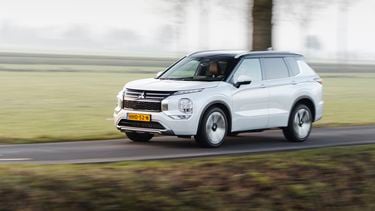 Mitsubishi Outlander PHEV plug-in hybride SUV duurtest