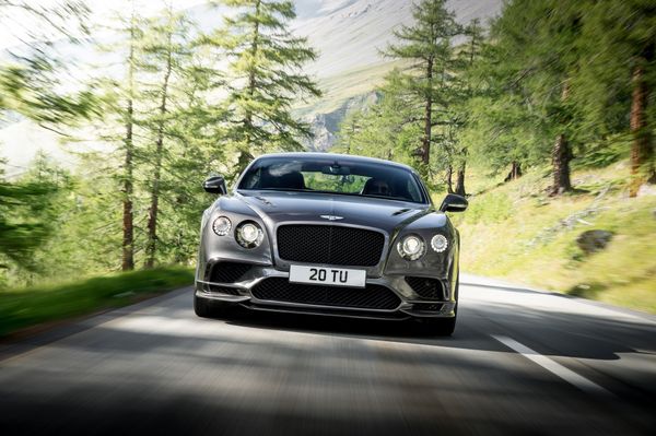 Bentley Continental GT SupersportsPhoto: James Lipman / jameslipman.com
