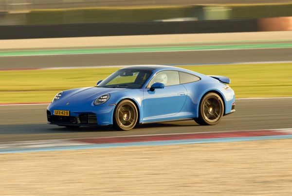 Porsche 911 Carrera Autovisie Supertest