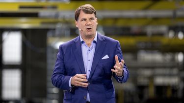 Chinese autobouwer Geely gaat auto’s bouwen in Europese Ford-fabrieken, maar de samenwerking houdt meer in