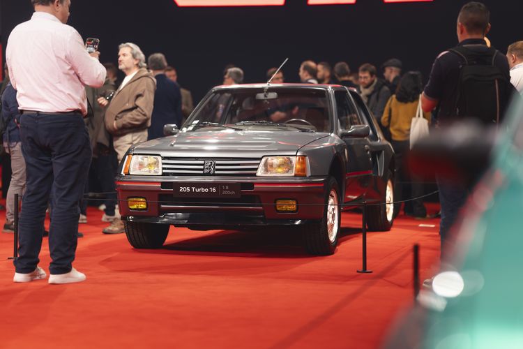 Retromobile