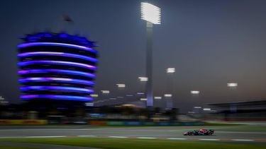 BAHREIN - Isack Hadjar (Red Bull Racing) in actie tijdens de derde testdag op het Bahrain International Circuit voorafgaand aan de start van het Formule 1-seizoen. SANDER KONING / ANP