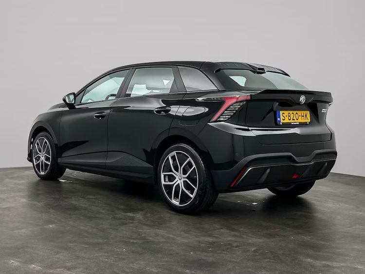 Stroomuitval? Met deze goedkope elektrische occasion kun je en maanden de koelkast draaien