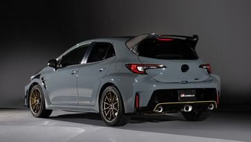 305 pk en geen achterbank: Toyota GRMN Corolla is een rijdende maniak voor iedereen die dun genoeg is