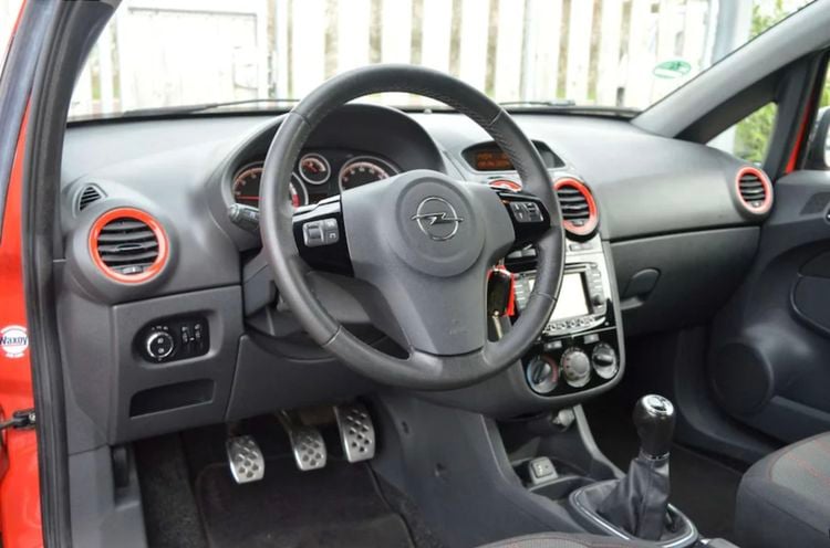 Opel Corsa occasion tweedehands auto