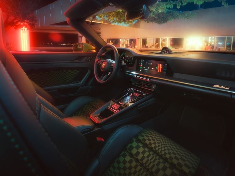 Waarom je een VR-bril op moet om nieuwe Porsche te configureren