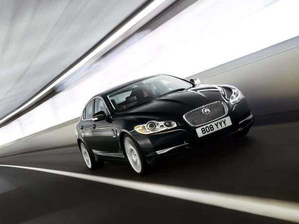 Jaguar XF