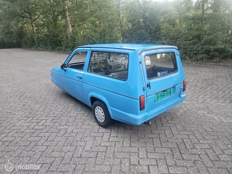 Spotgoedkoop rijden met deze unieke occasion, Reliant Rialto