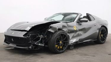 Ferrari 812 GTS crash schade occasion prijs