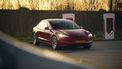 Tesla Model 3 elektrische auto EV prijs 100 kilometer rijden verbruik